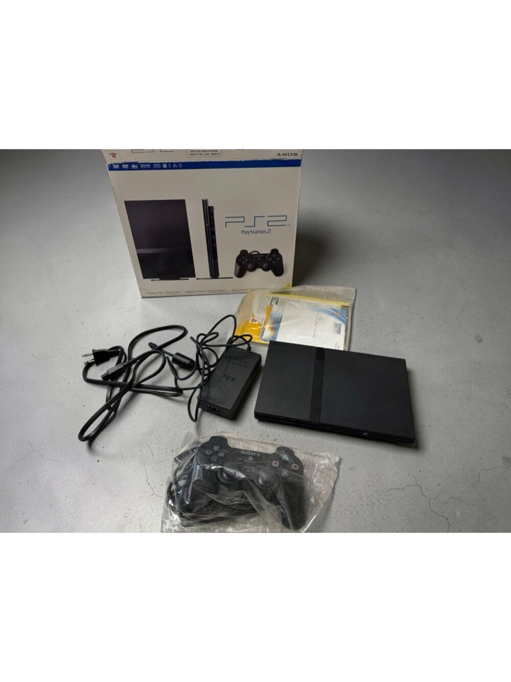 Sony PlayStation 2 PS2 Slim Black Console SCPH-70012 V12/V13 Complete